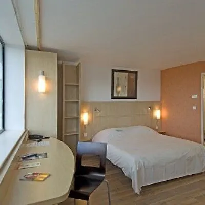 Ibis Clermont Ferrand Montferrand Hotel 3*, Clermont-Ferrand