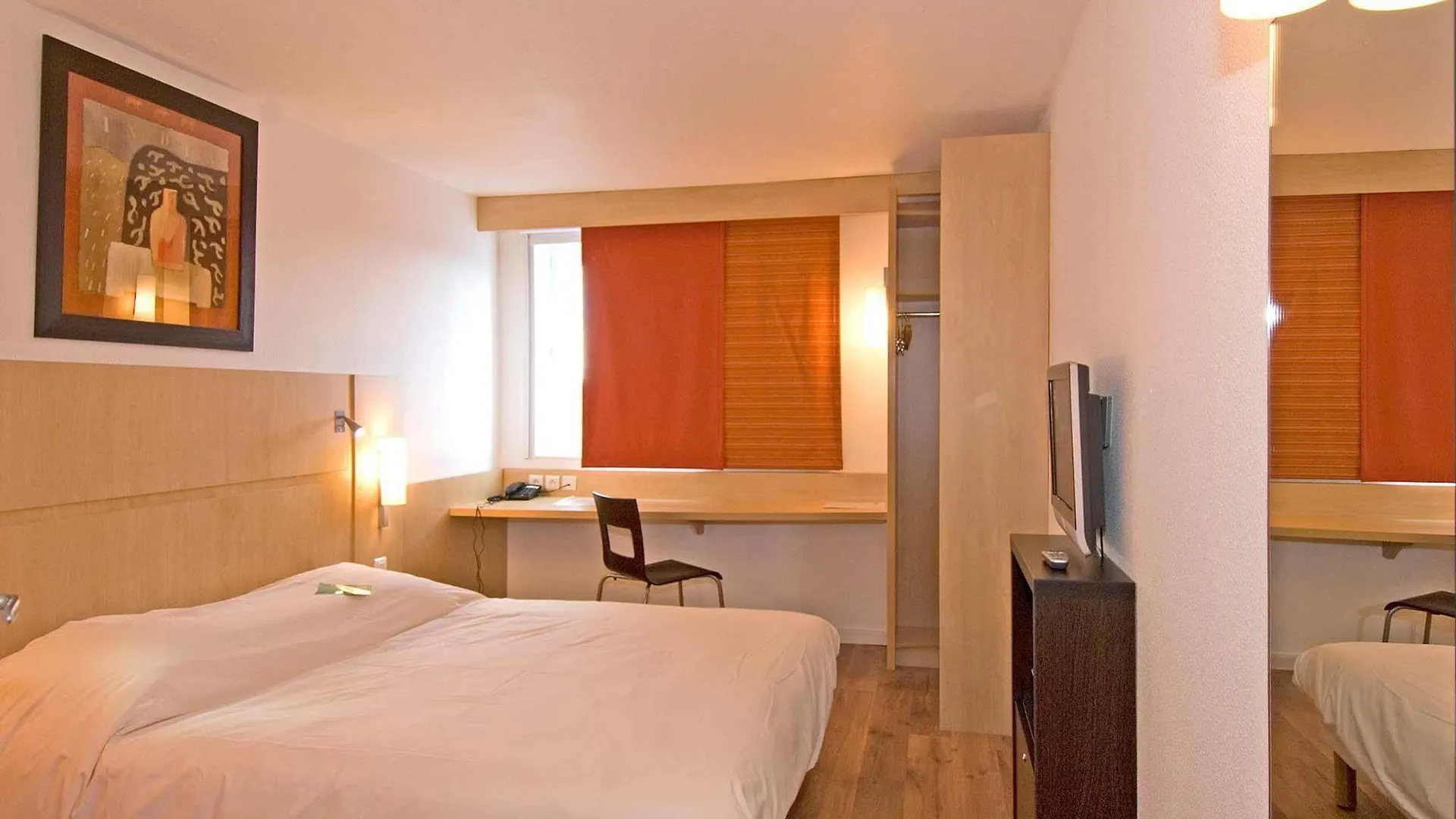***  Ibis Clermont Ferrand Montferrand Hotel France